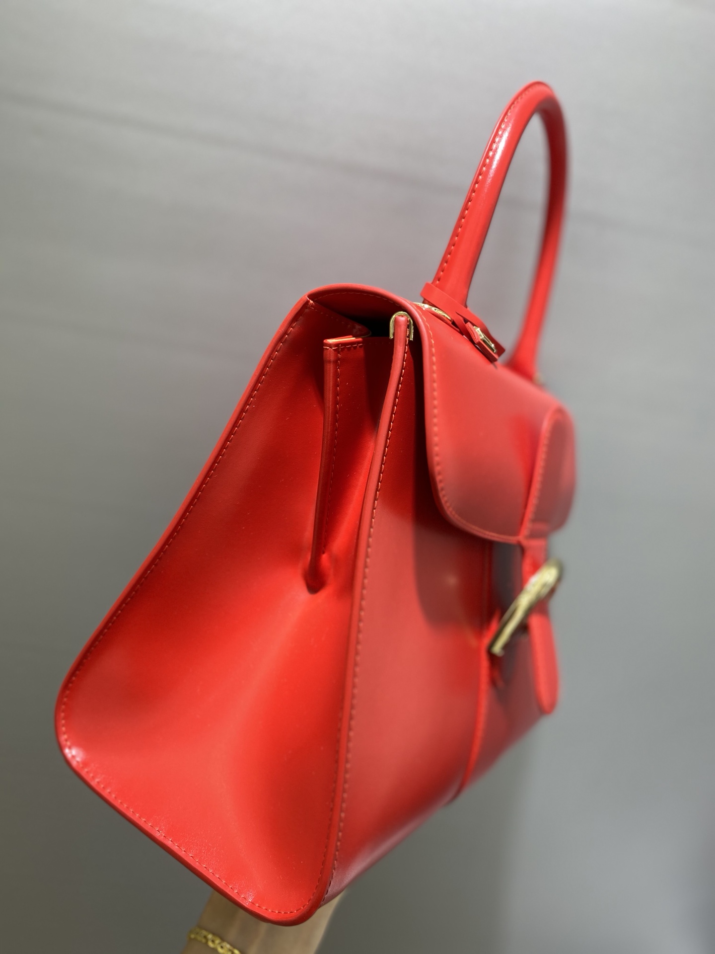 델보 브리앙 박스백 미듐